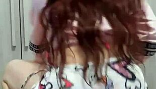 Latina Twerking in Lingerie with Big Ass