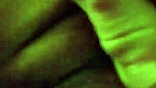 close up latina clit view