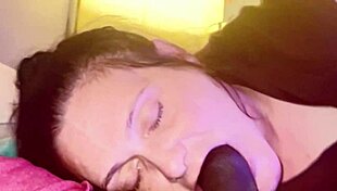 hot thick midget suck and slurping on a bbc