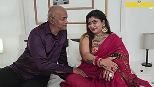 Dirty talking Doyel bhabhi gets it in both ways with big cock men
