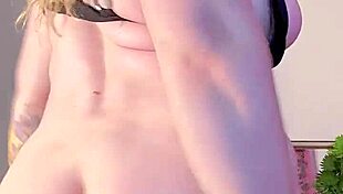 What do you think of this fat curvy teaser with big tits and ass?