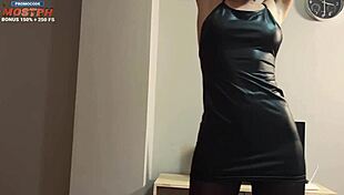 Hey, wanna know how I let my biggest fan inside me?