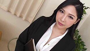 Japanese Saori Miyazawa loves sweaty action in wild scene