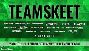 Santa cums early this Christmas with big tits sucking?