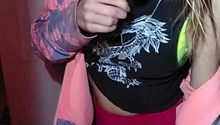 Bonneyuwu - Savoring 3 25 Lollipops in Solo Tease