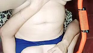 que sabroso se siente este enorme pollon bien profundo y mira como sale mi leche a chorros babe