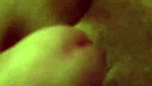 close up latina clit view