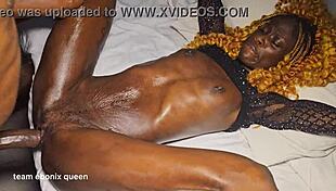 スリムなサラが激しい騎乗位とドギースタイルで戻ってきた