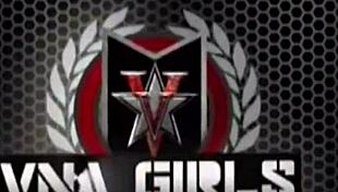 Blonde Kimber Lee Teases Her Trimmed Pussy With Dildo