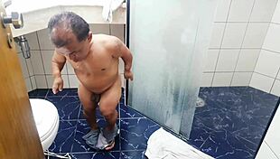 Paty Bumbum's honeymoon with Zezinho Teves in Brazilian reality show.