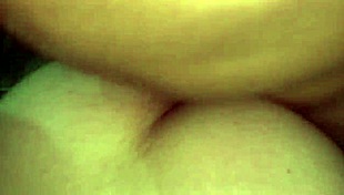 Towel drops, padrastro gets excited and fucks my tight pussy