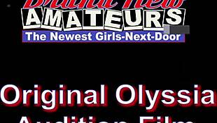 brunette olyssia fingers herself then sucks hard cock