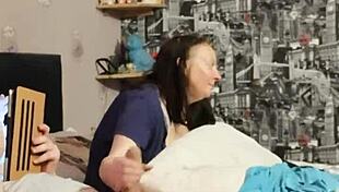 i show my 7inch to lady