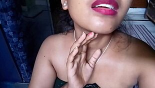 Hey this indian hot bhabhi fingered her tight pussy so hard she squirted. Check out her huge ass too!