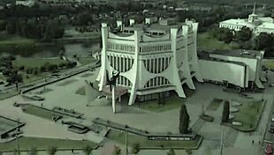 hot masseuse lia lin and clara trinity turn lesbo into threesome 😍