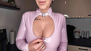 hey, wanna see my hottest german tattooed ass video live?