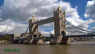 Scarlett Chantelle deepthroats and rims submissively