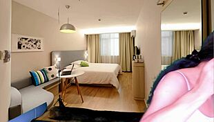 Minhas empregadas domésticas em preview voyeur com tetas grandes