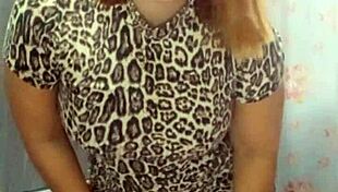 Teasing Solo Show with Wide-Open Slit and Wild Stroking