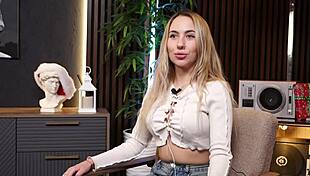 Redhead Pornstar Ni Ole Answers Subscriber Questions With Bella Mur