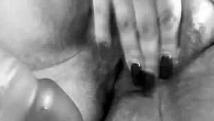 Phat Pussy Squirts Juicy