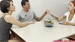 My girlfriend has no idea I fucked my sister-in-law's ass completely 😏