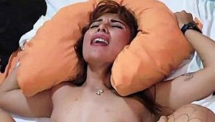 i make my sexy wife squirt with intense touch