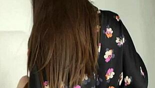 J Floozy In A Sucking Session