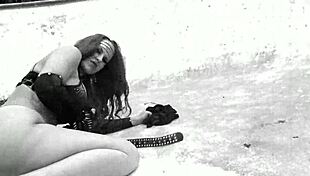 Pornstar Savana Twerking Horny