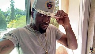 Rome Major cums inside Yum the Boss in the bedroom