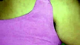 Thais vizinha gostosa offering her ass on fours