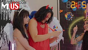 Whitney Wright And Leo Vice Fuck During Games