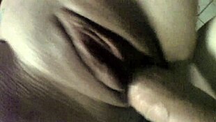 Jordan tempts with her sexy amateur whore moves on the bed