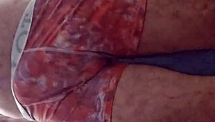 Guy jerks off in gym bathroom