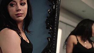 Does Whitney Wright Fuck For Money?