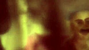 She Loves Dancing Like This