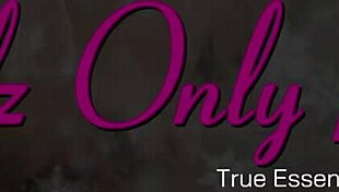 Teens enjoy morning scissoring with pure delight