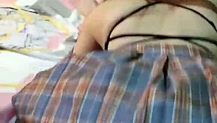 ngentot sampai crot didalam memek istri teman