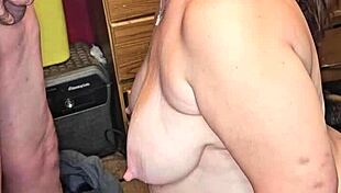 old milf giving golden shower in hardcore sex