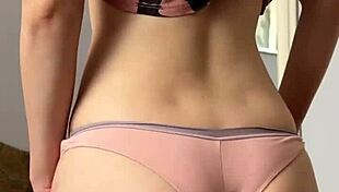 Cute Petite 18+ Teen Fingering Orgasm - Maiskii