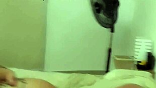 prostituta argentina se enloquece con terrible pija y no para de acabar una vez tras otra