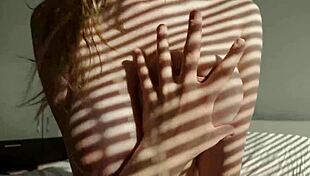 รูมเมทเซ็กซี่หน้าอกใหญ่เปิดประตูหอพักไว้