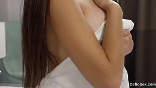 sensuous kitten fingers her hairless vagina to climax