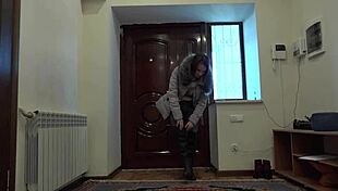 Milf rushes home for anal fucking and hairy pussy jerking