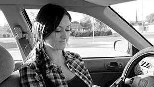 Karlie Montana and Zoey Holloway show how they lick pussy in lesbian scene.