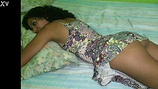 Jade teases husband with juicy Latina body moves