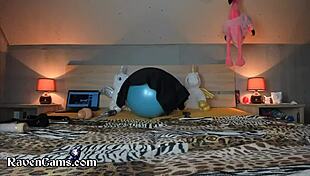 Kinky Girl Squirts Tight Pussy Cum