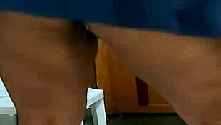 Funk coach honey danadinha shows panties in brazilian style