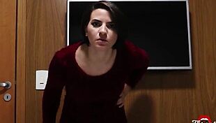 Wife's friend gave me a hidden blowjob in the living room.