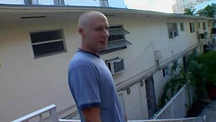 milf gets her wet pussy fucked roughly